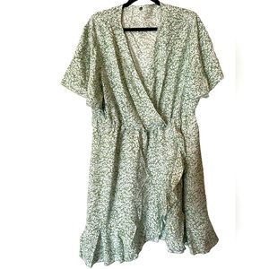 Mint Green Floral Wrap Mini Dress Size 4X BNWOT